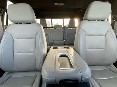 Used 2022 Chevrolet Silverado 1500 LTZ w/ LTZ Convenience Package II image 33