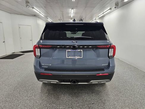 New 2026 Ford Explorer Active w/ Active Comfort Package AWD/4WD image 5