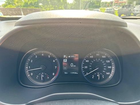 Used 2018 Hyundai Kona SEL AWD/4WD image 18