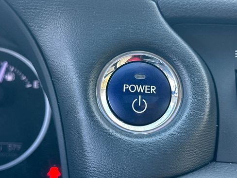 Used 2012 Lexus CT 200h FWD 4dr Hybrid image 34