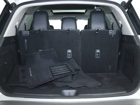 Used 2023 Nissan Pathfinder SL w/ SL Premium Package AWD/4WD image 35