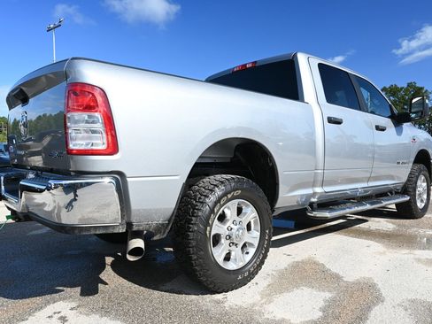 Used 2024 RAM 2500 Big Horn AWD/4WD image 2