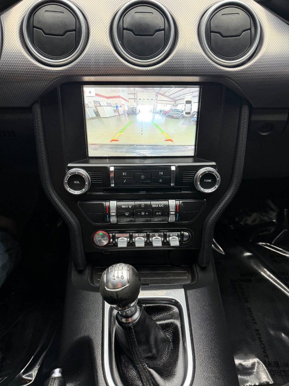 Used 2018 Ford Mustang Coupe w/ Equipment Group 101A RWD image 23