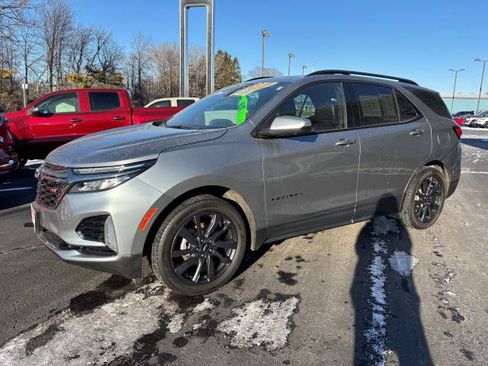 Used 2023 Chevrolet Equinox RS w/ RS Leather Package image 1