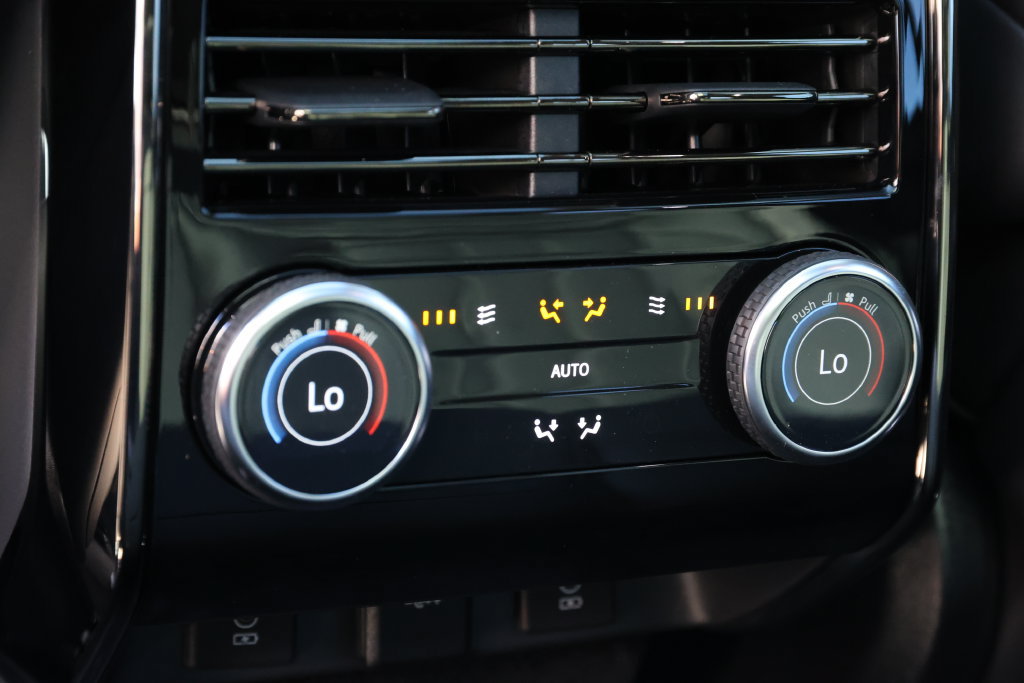 New 2027 Land Rover Range Rover Sport SE AWD/4WD image 31