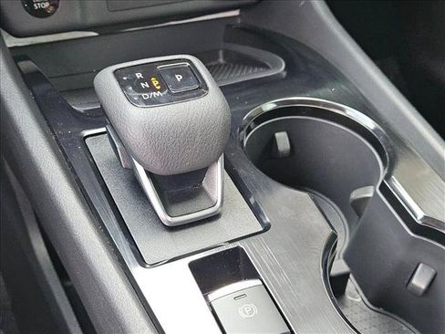 Certified 2025 Nissan Rogue S AWD/4WD image 18