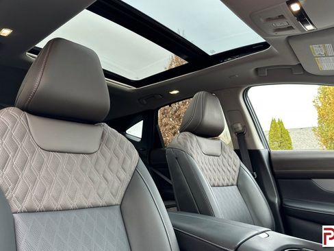 Used 2025 Nissan Murano Platinum image 21