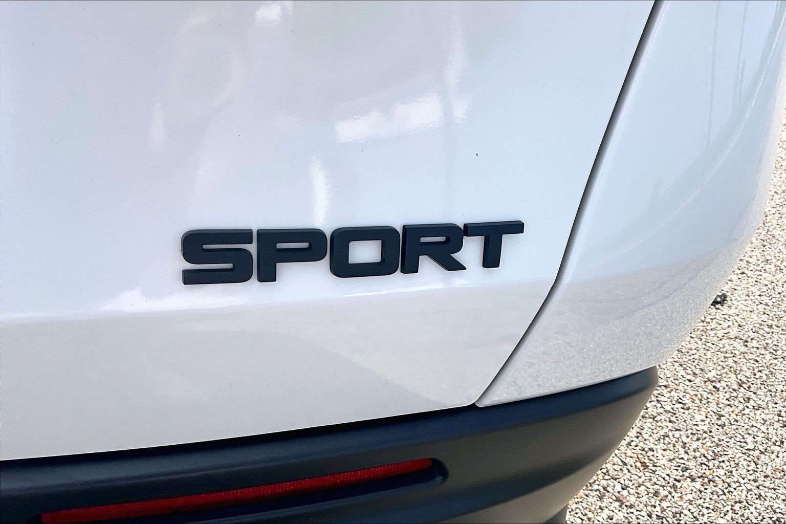 Used 2024 Honda HR-V Sport image 8