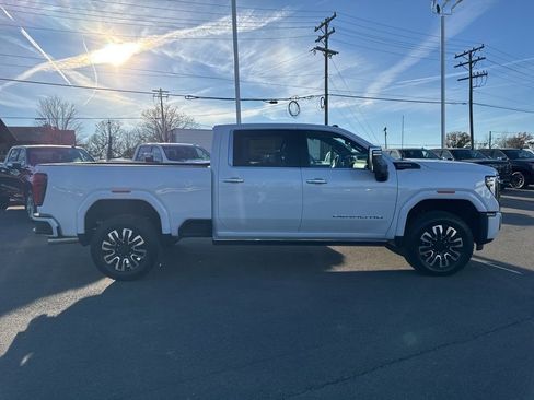 New 2026 GMC Sierra 2500 Denali Ultimate image 6