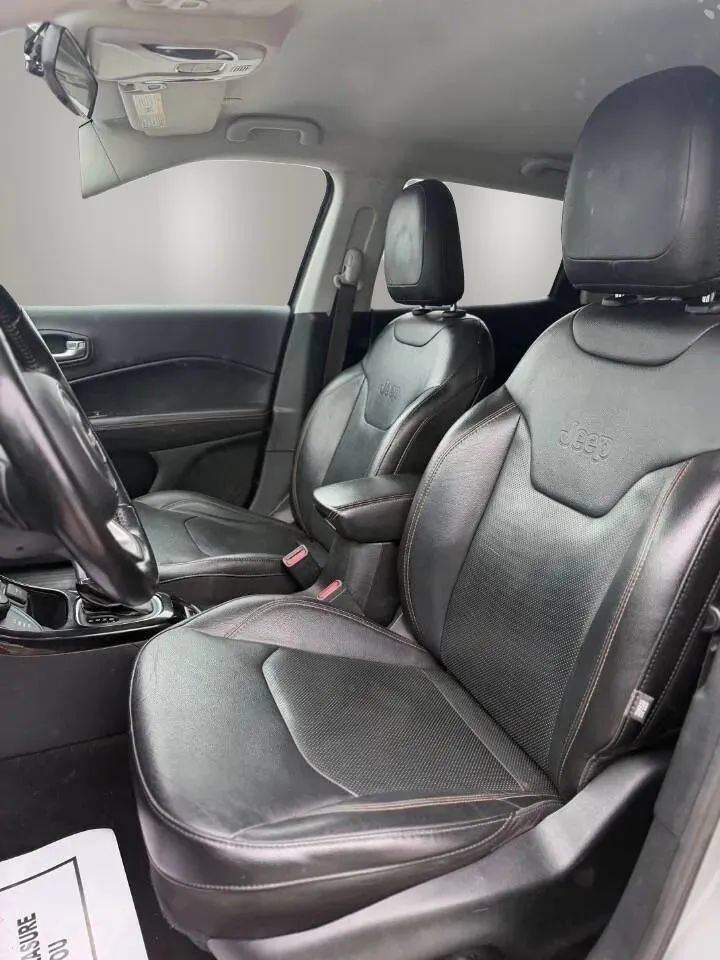 Used 2020 Jeep Compass Limited AWD/4WD image 10