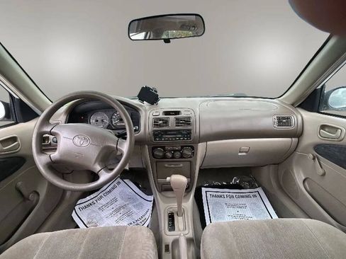 Used 2001 Toyota Corolla CE w/ Extra Value Pkg 1 FWD image 11