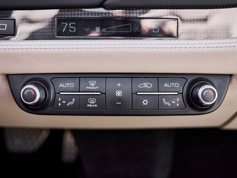 Used 2022 Ferrari F8 Tributo image 80