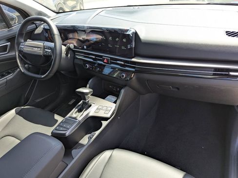 New 2026 Kia Sportage EX FWD image 12