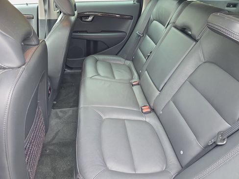 Used 2016 Volvo XC70 T5 Premier w/ Proximity Package image 14