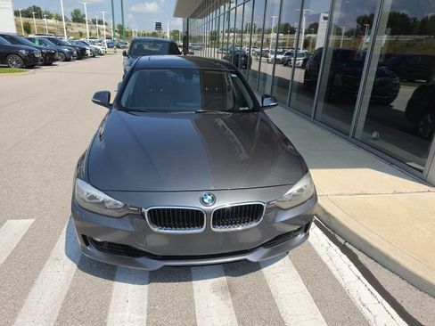 Used 2013 BMW 328i xDrive Sedan AWD/4WD image 2