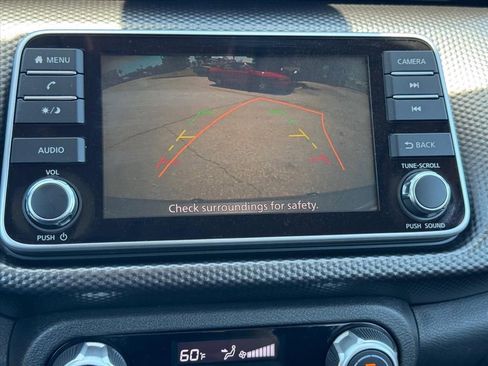 Certified 2020 Nissan Kicks SV FWD image 23