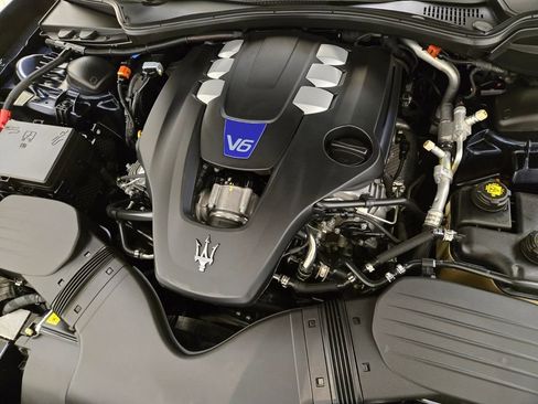 Used 2022 Maserati Ghibli Modena image 29
