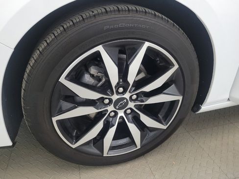 Used 2025 Chevrolet Malibu RS image 31