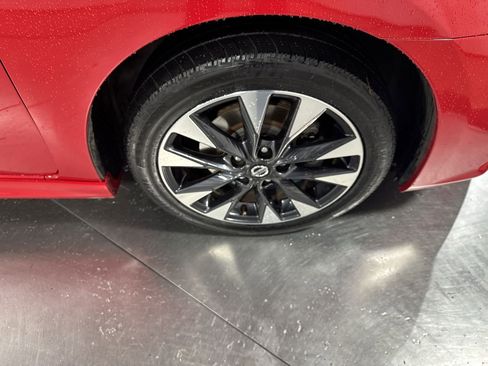 Used 2017 Nissan Sentra SR Turbo w/ SR Turbo Premium Package image 14