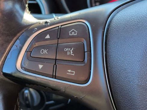 Used 2018 Mercedes-Benz GLC 300 GLC 300 image 25