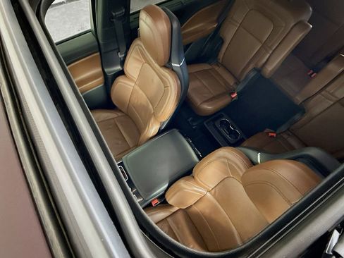 Used 2021 Lincoln Aviator Reserve w/ Equipment Group 201A image 14