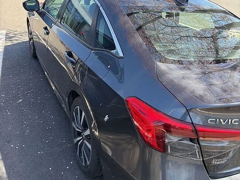 Used 2022 Honda Civic EX image 11