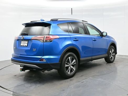 Used 2018 Toyota RAV4 XLE w/ Plus Extra Value Package image 7