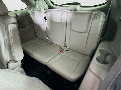 Used 2015 Toyota Highlander XLE image 30