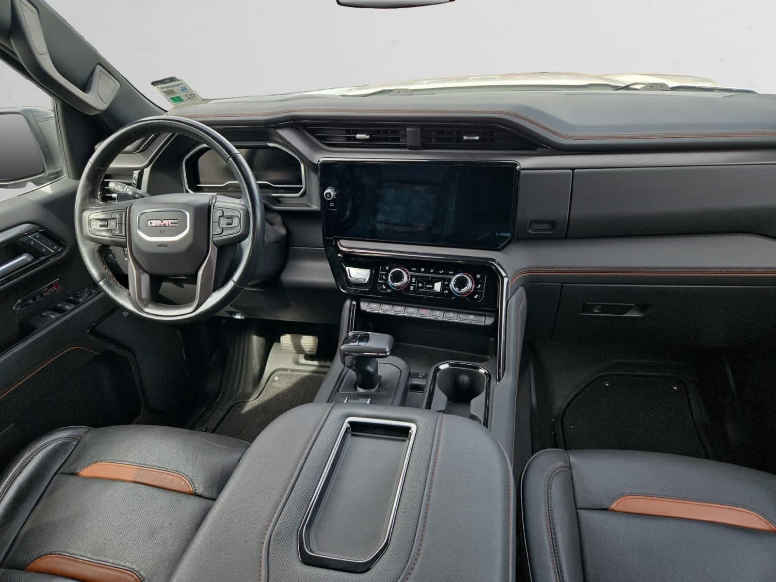Used 2022 GMC Sierra 1500 AT4 w/ AT4 Premium Package AWD/4WD image 10