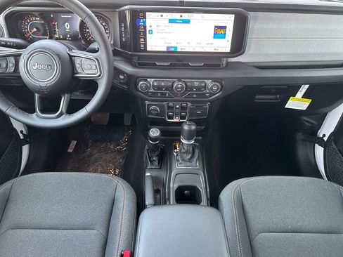 New 2026 Jeep Gladiator Sport image 12