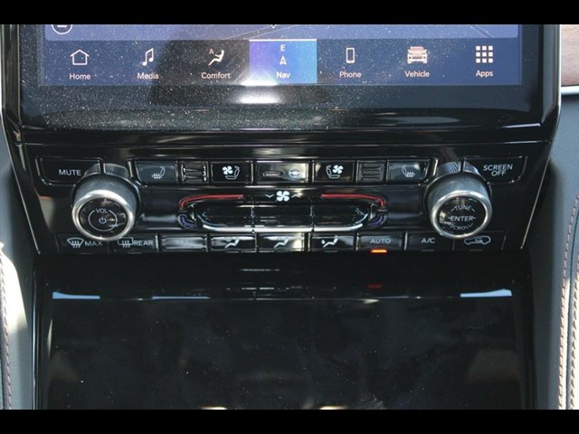 Used 2022 Jeep Grand Cherokee Summit AWD/4WD image 18