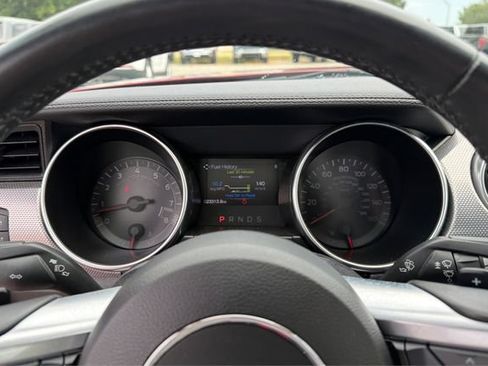 Used 2019 Ford Mustang GT RWD image 14