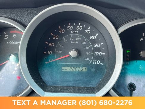 Used 2006 Toyota 4Runner SR5 AWD/4WD image 18