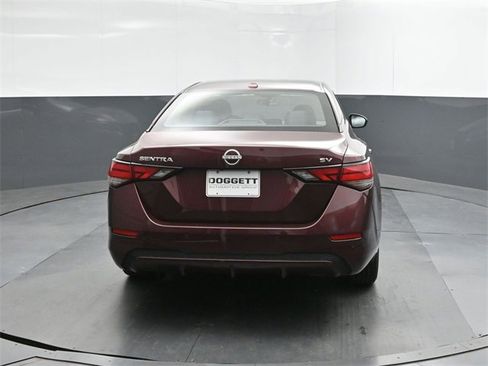 Used 2024 Nissan Sentra SV image 8
