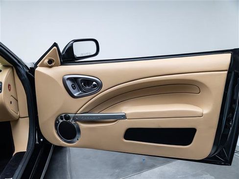 Used 2006 Aston Martin Vanquish S RWD image 28