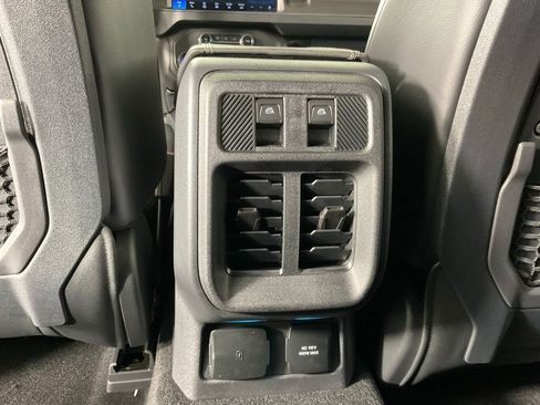 New 2026 Ford Bronco Badlands image 21