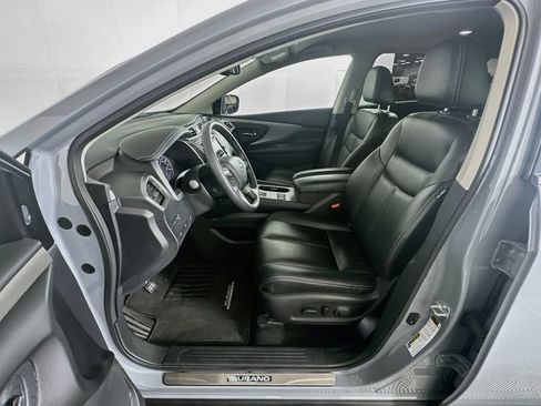 Used 2024 Nissan Murano SV w/ SV Midnight Edition Package FWD image 13