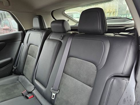 Certified 2023 Nissan Ariya AWD image 11