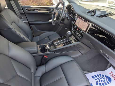 New 2026 Porsche Macan AWD/4WD image 26