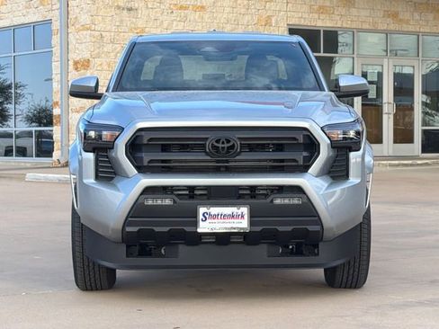 New 2026 Toyota Tacoma SR5 image 2