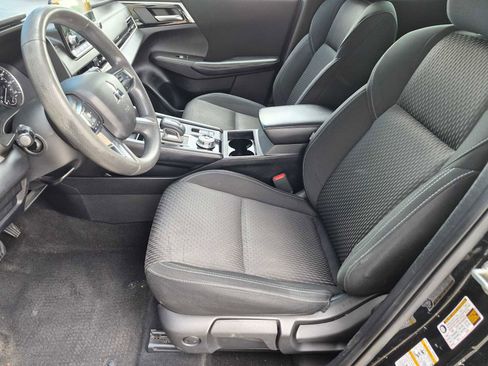 Used 2022 Mitsubishi Outlander ES AWD/4WD image 14