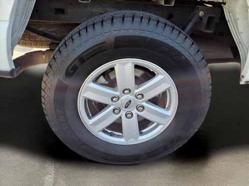 Used 2021 Ford F150 XL w/ Trailer Tow Package image 5