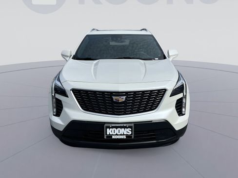 Used 2023 Cadillac XT4 Luxury w/ Cold Weather Package image 11