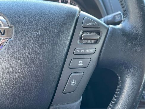 Used 2020 Nissan Armada SL w/ Premium Package image 18