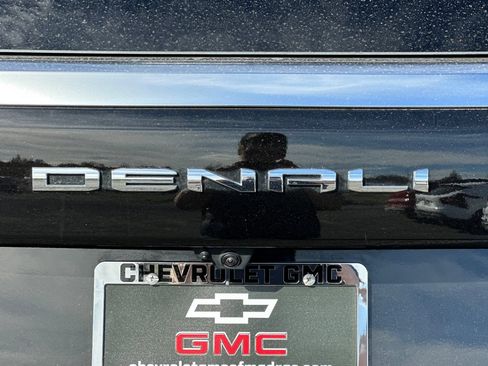Used 2026 GMC Yukon XL Denali w/ Sun & Power Step Package AWD/4WD image 51