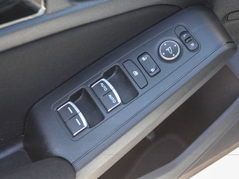 Used 2023 Honda Civic EX image 24