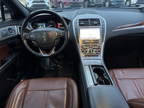Used 2020 Lincoln MKZ Reserve image 4