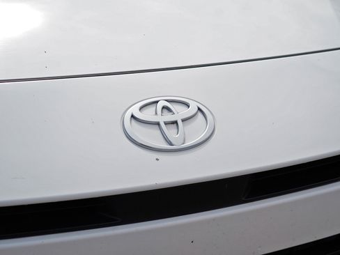 Used 2025 Toyota Camry LE FWD image 29