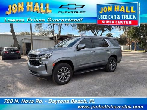 Used 2024 Chevrolet Tahoe LS image 2