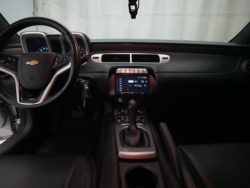 Used 2014 Chevrolet Camaro SS w/ RS Package RWD image 5
